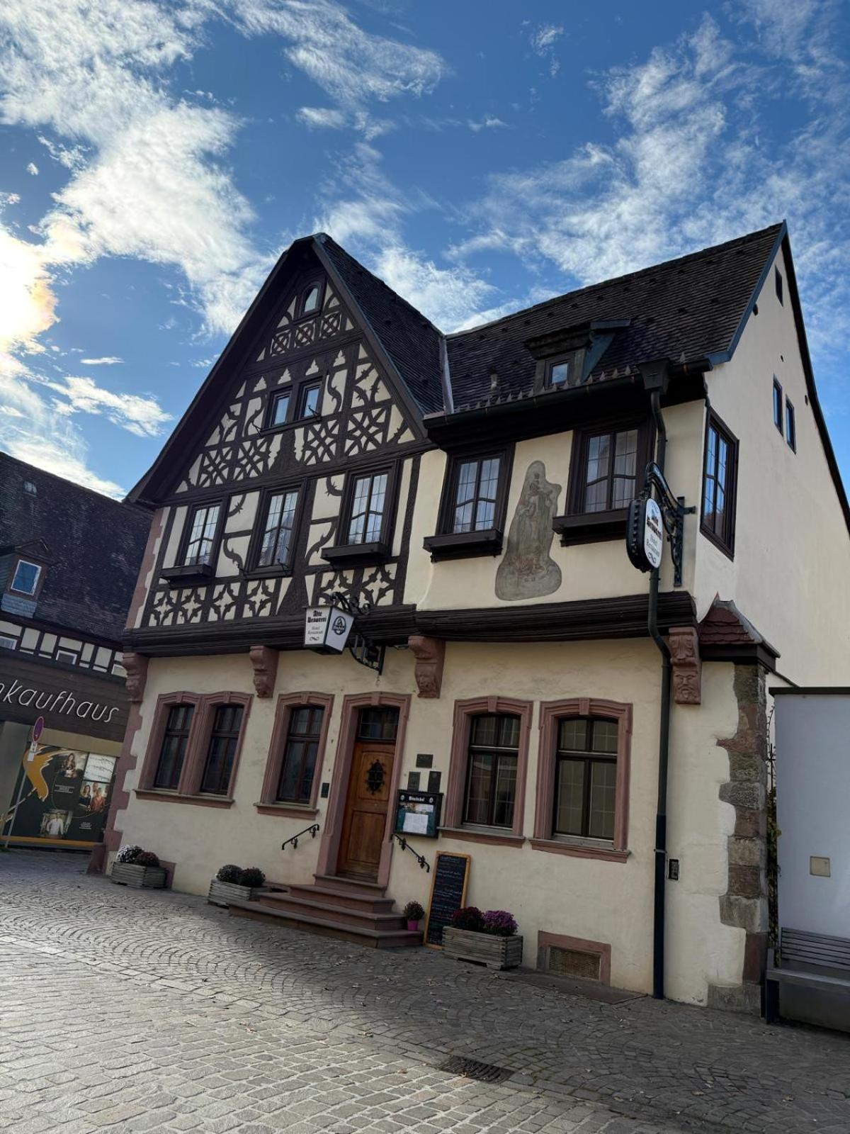 Hotel Alte Brauerei Karlstadt Buitenkant foto