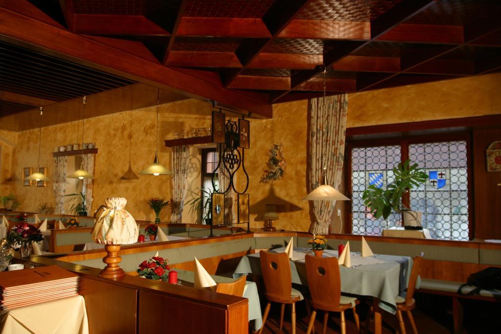 Hotel Alte Brauerei Karlstadt Buitenkant foto